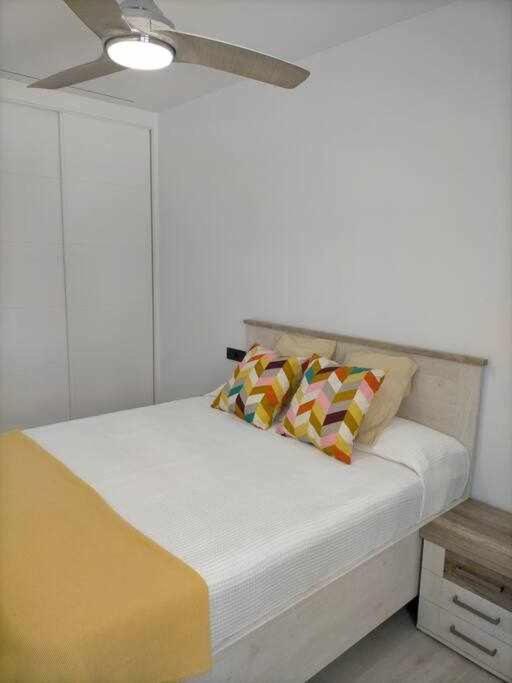 Acogedor Apartamento En La Playa De كاديز المظهر الخارجي الصورة